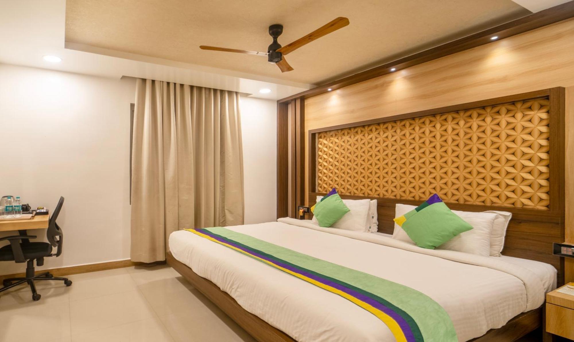 Treebo Golden Swan Pammal Hotell Chennai Exteriör bild