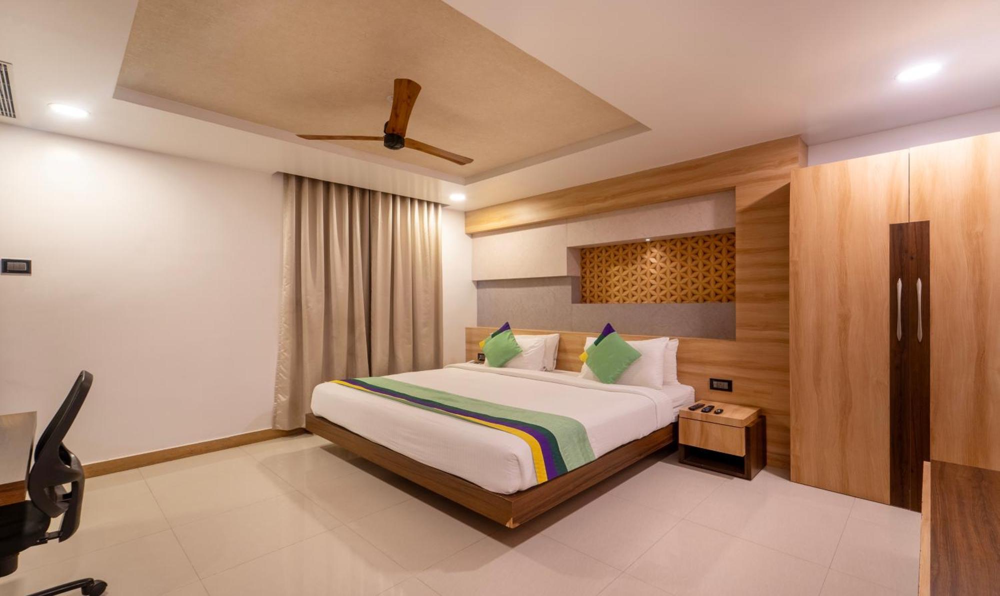 Treebo Golden Swan Pammal Hotell Chennai Exteriör bild